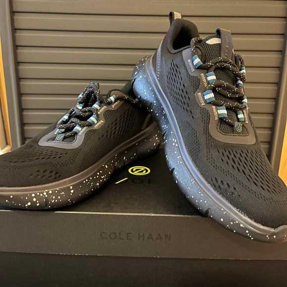 Cole Haan sneakers for women size 8 - Picture 3 of 4